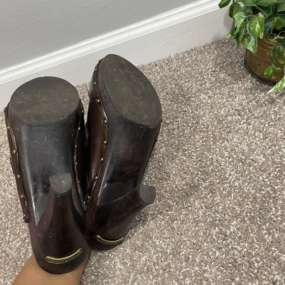 Michael Kors Platform Clogs Size 9 M Brown Leather Mule Wooden Studs - Picture 5 of 8